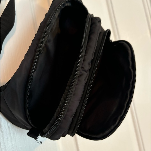 Black Fanny Pack - Picture 2 of 4